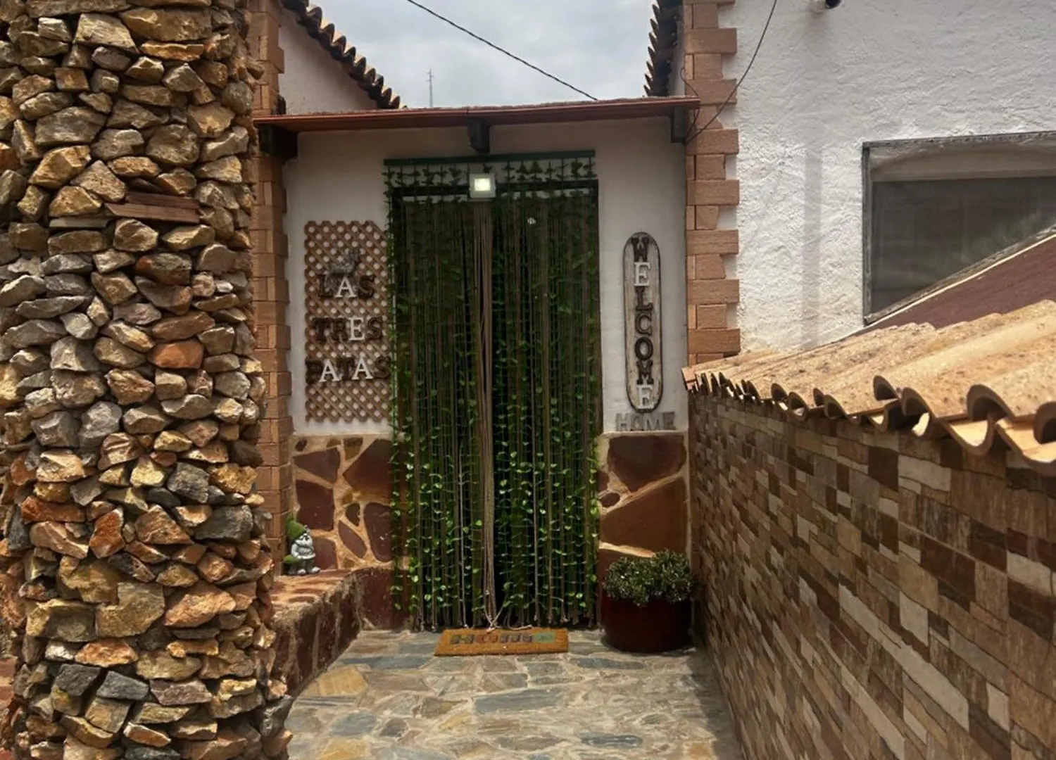 Las Tres Patas Complejo Rural Enix Hotel